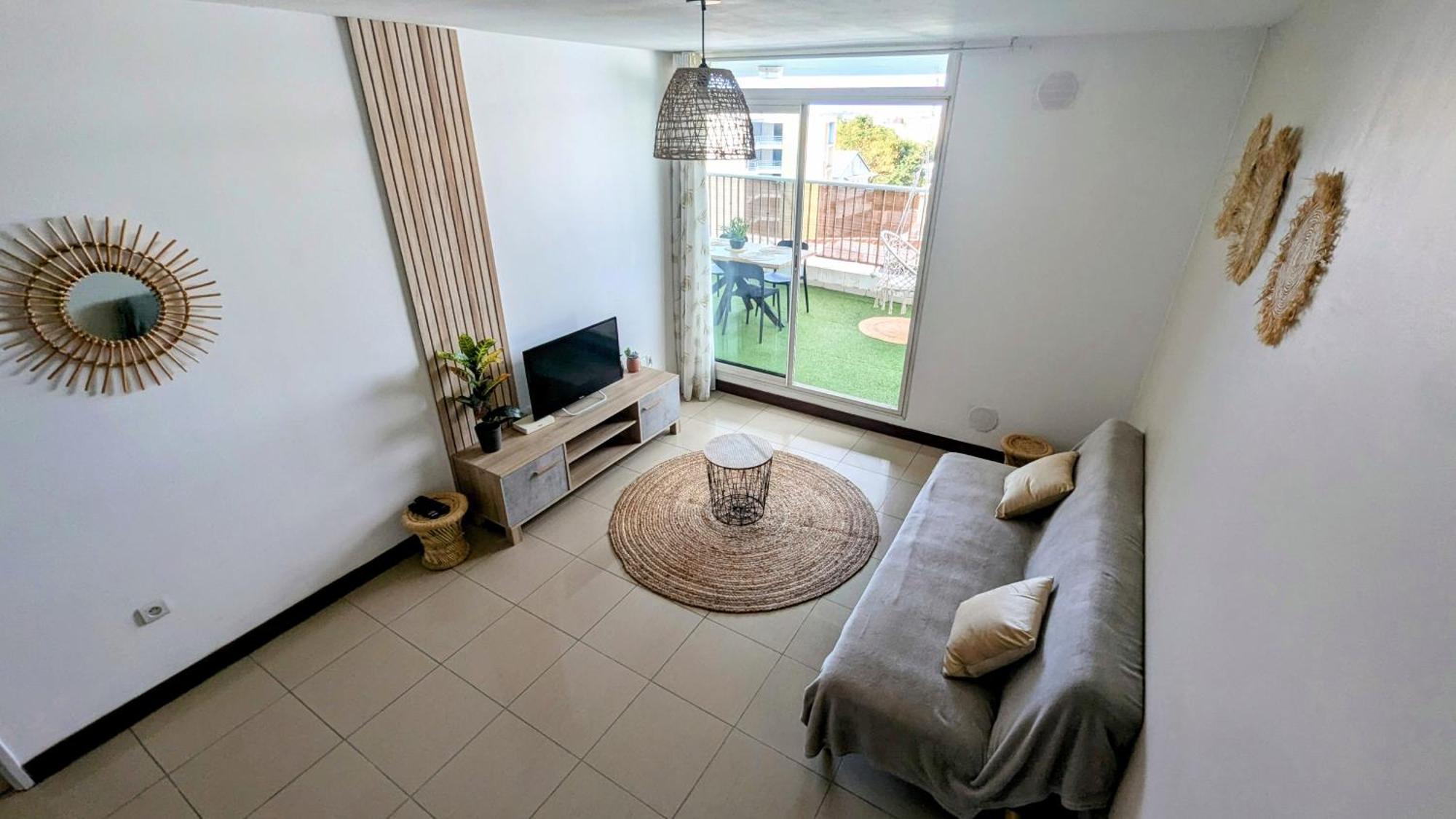 Entierement Equipe, Climatise, Wifi, Au Dernier Etage Sans Vis A Vis Apartment Saint-Denis Luaran gambar